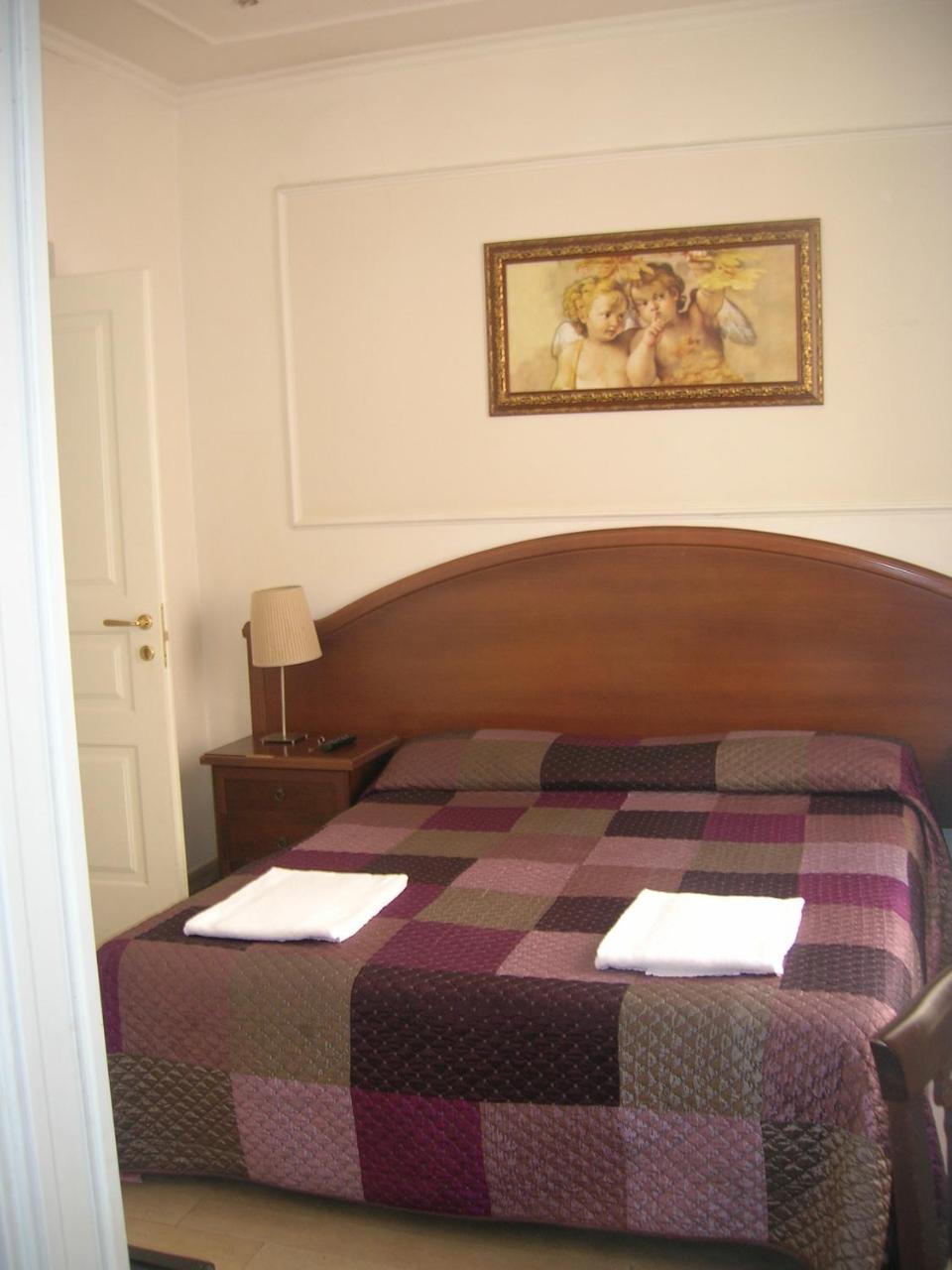 Light Inn Affittacamere Rome Exterior photo